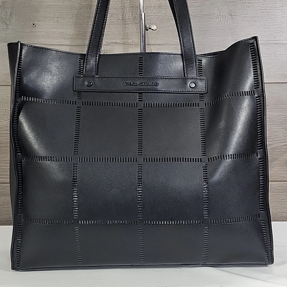 Vince Camuto vince camuto