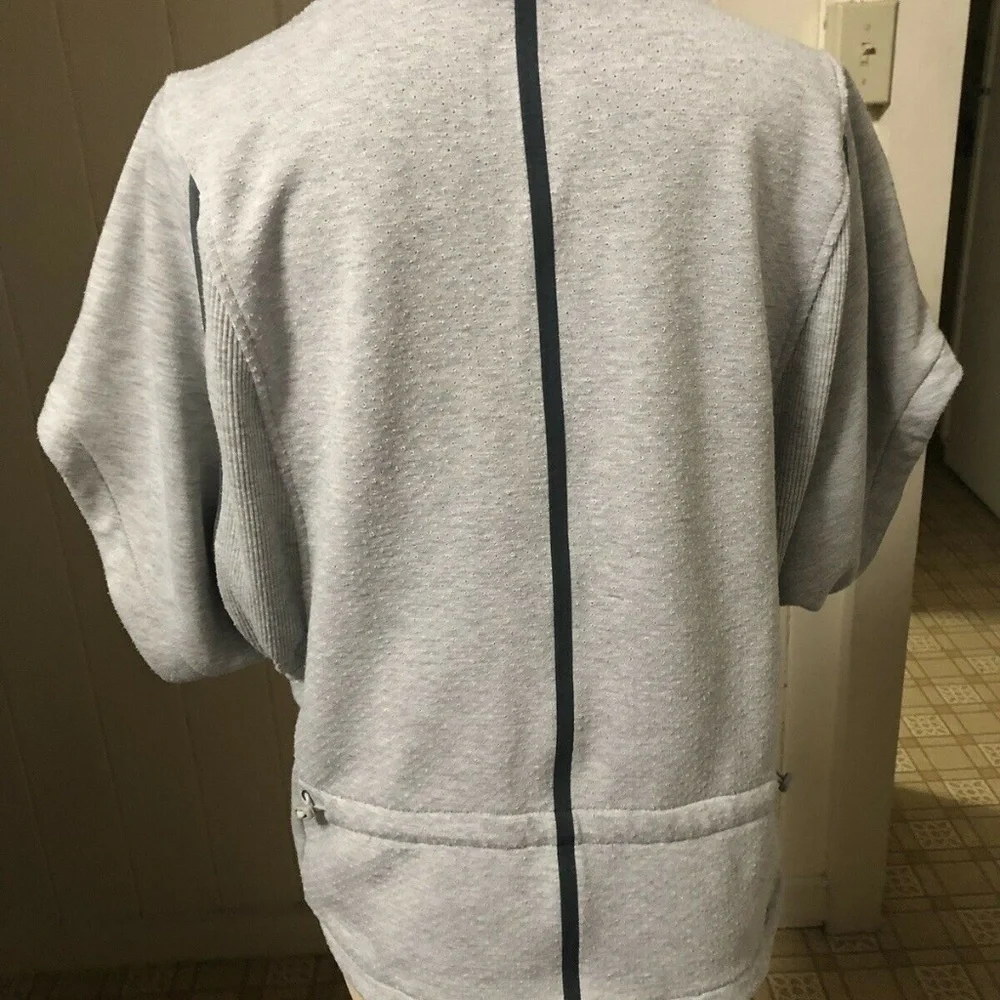 NIKE x JFS sz M Gray Short Sleeve Pullover Sweatshirt Top