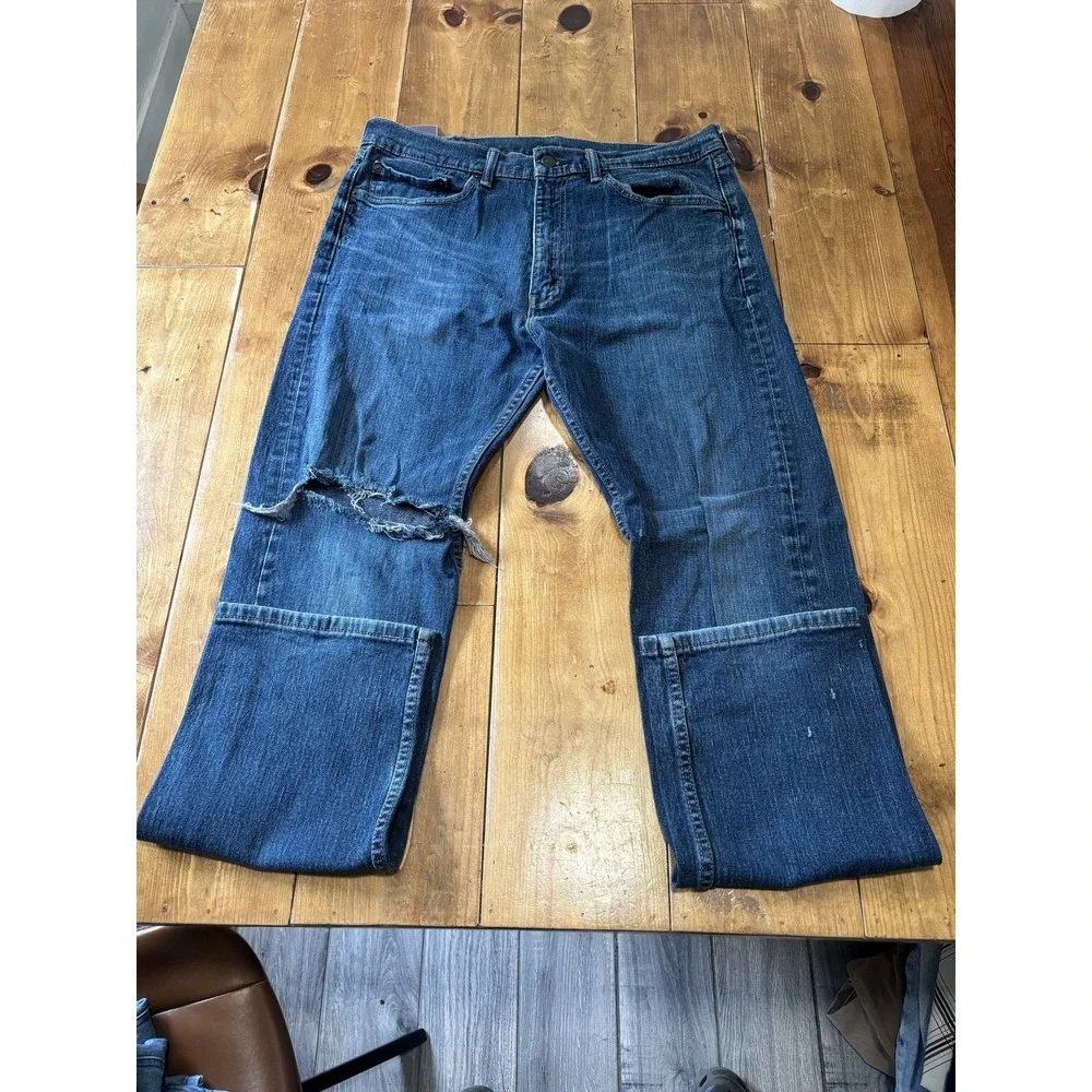 Levi's 505 Men's Regular Fit Straight Leg Jeans W34 L32 Distressed Medium Wash