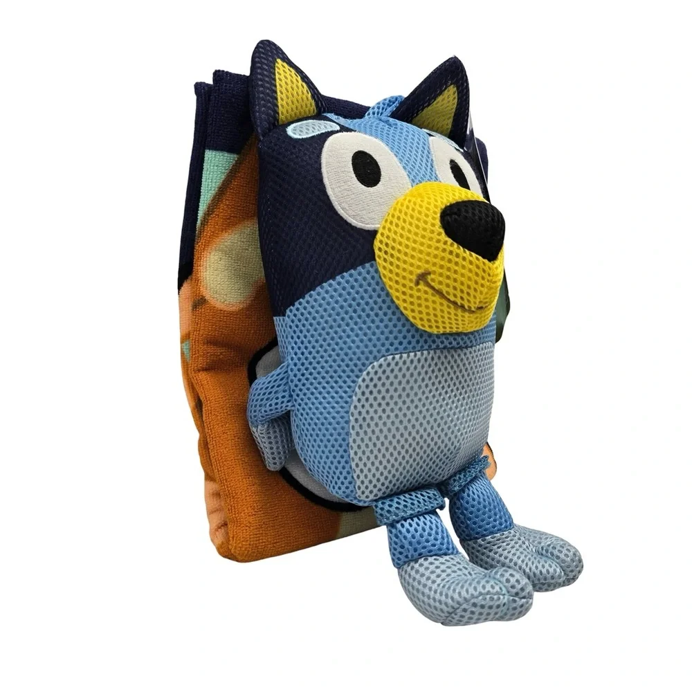 Bluey bath buddy