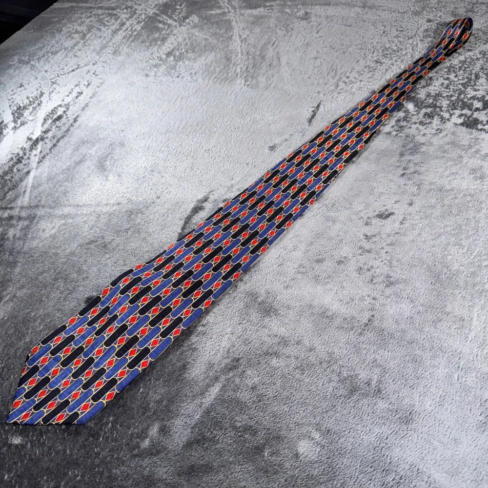 Neiman Marcus Mens Silk Tie Blue Red Diamond Geometric Hand Made in Spain 60in