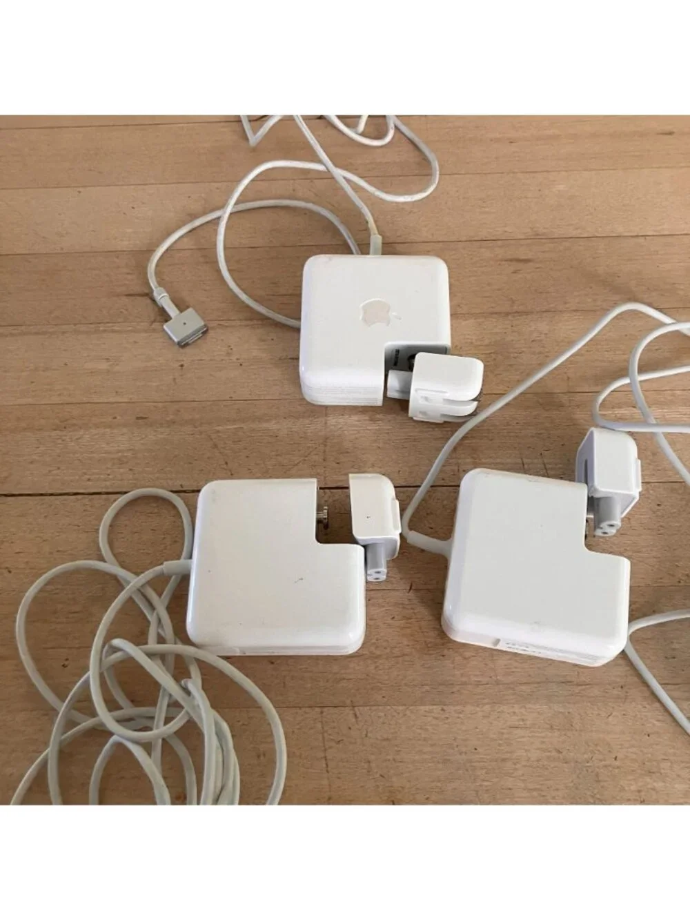 Apple white ga lot