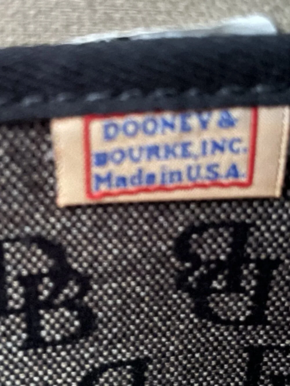 Dooney & Bourke new no