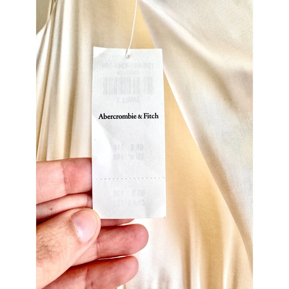 Abercrombie & Fitch elegant satin
