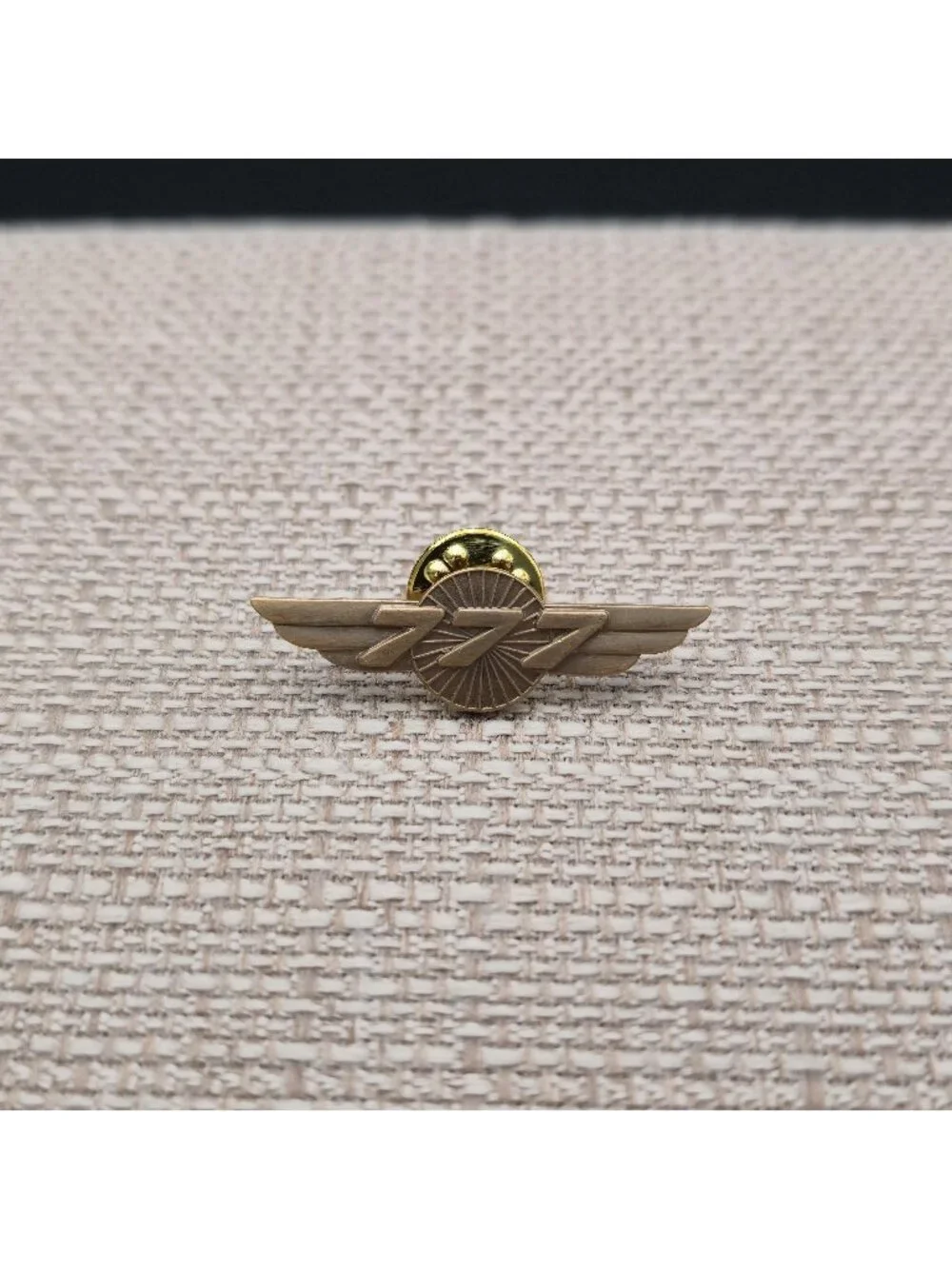 Boeing 777 Heritage Wings Antiqued Brass Lapel Pin Brooch A8064