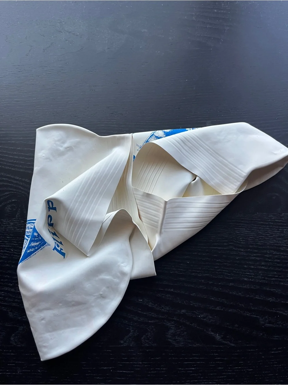 Swim Cap these features reduce