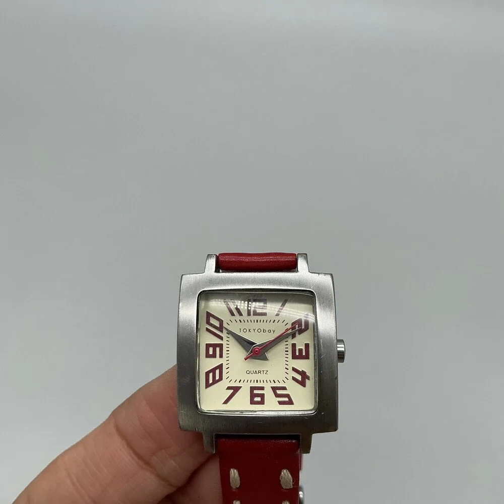 TOKYObay Womens Watch 23mm Cream Dial Red Leather Square New Battery