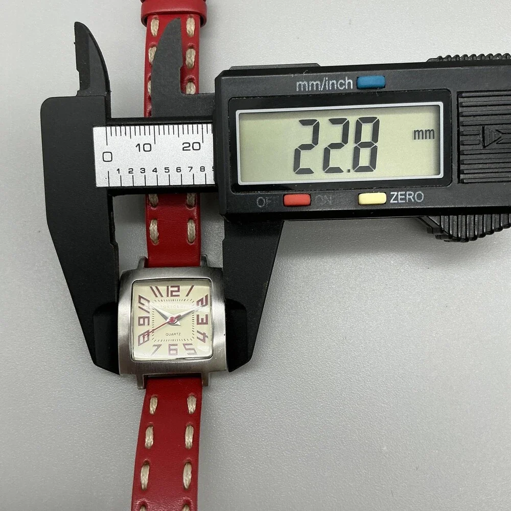 TOKYObay Womens Watch 23mm Cream Dial Red Leather Square New Battery