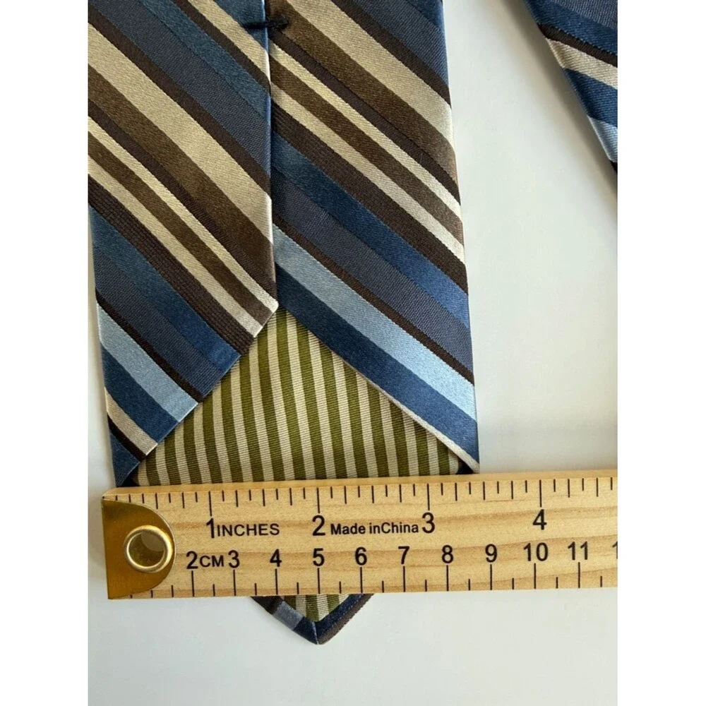Joseph Abboud elegant striped