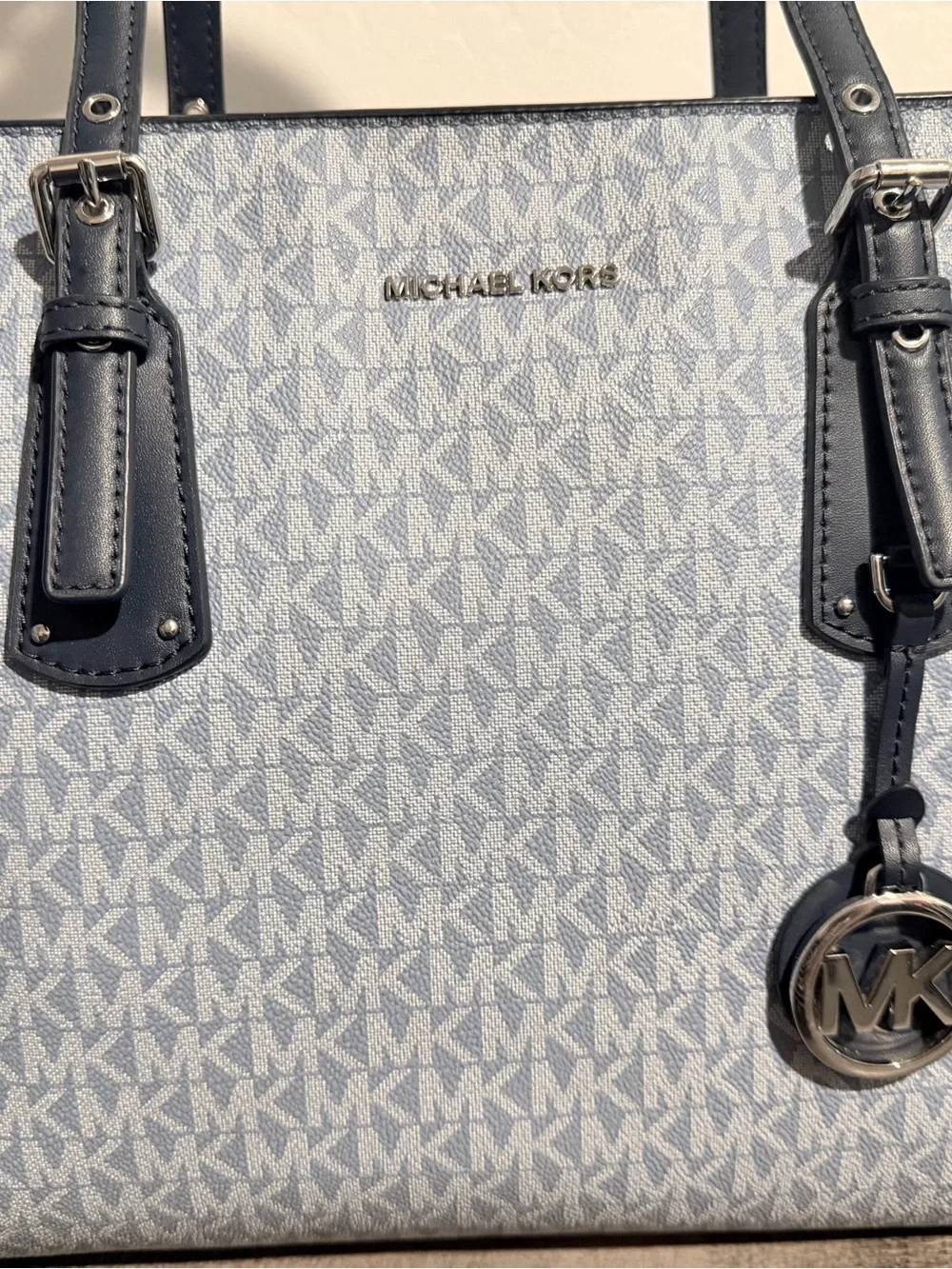 Michael Kors tote smoke