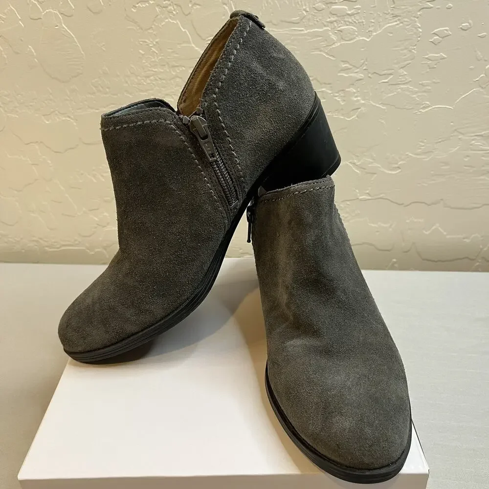 Naturalizer Zarie Ankle Boots/Bootie Womens 6.5N Gray Suede Short Side Zip