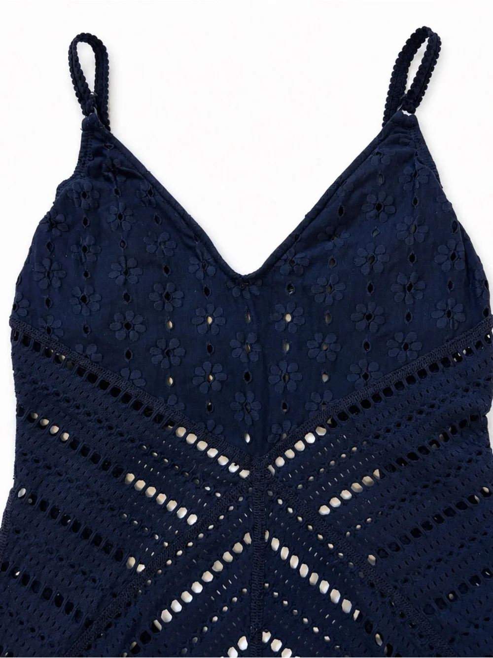 Robin Piccone this crocheted