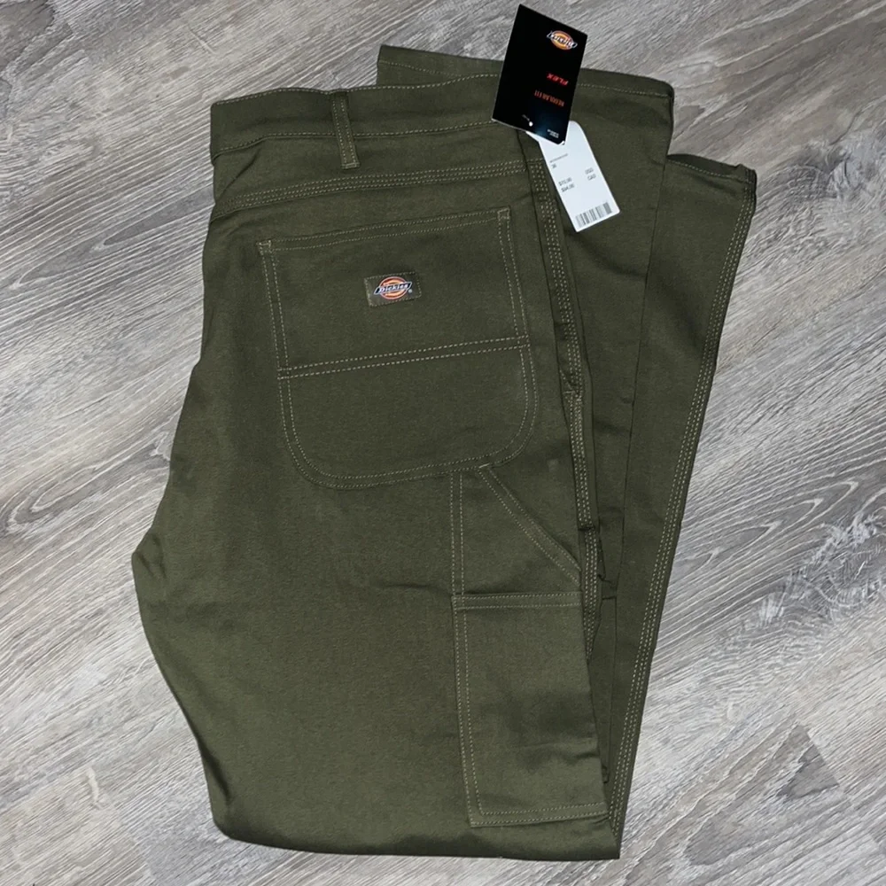 Dickies size 36