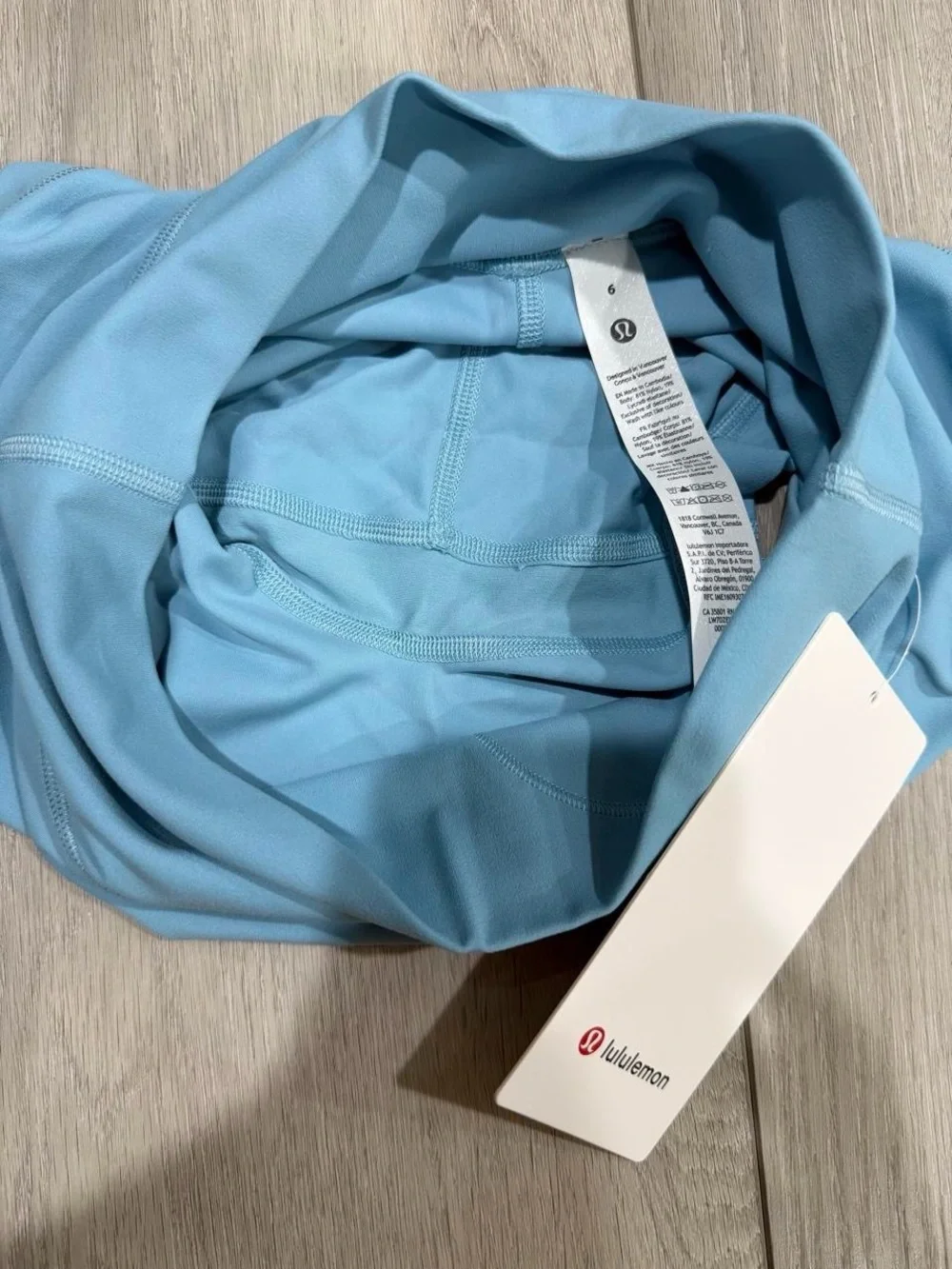 lululemon athletica Women’s Align No Line HR Short 4” in Seaform Color  — Size 6