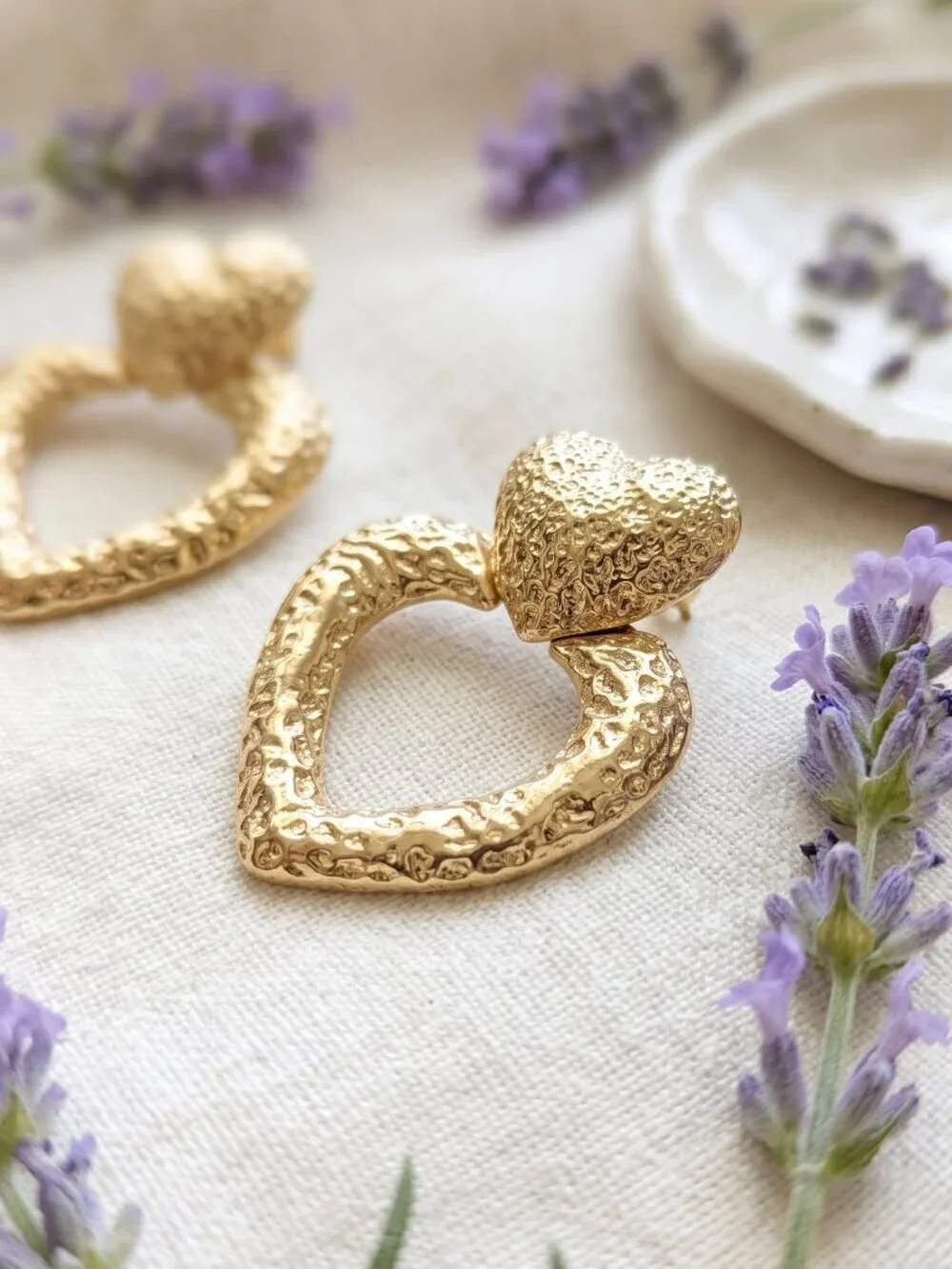 NKULTD material 18k
