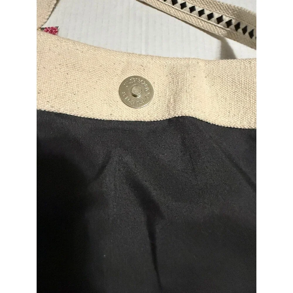 Unbranded black white
