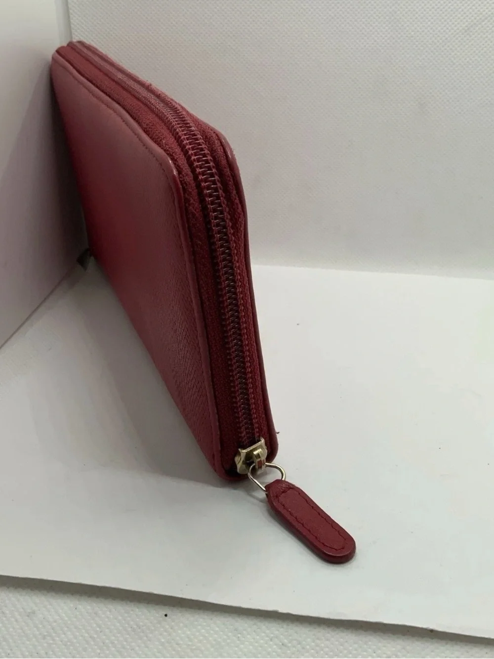 CHANEL elegant zip