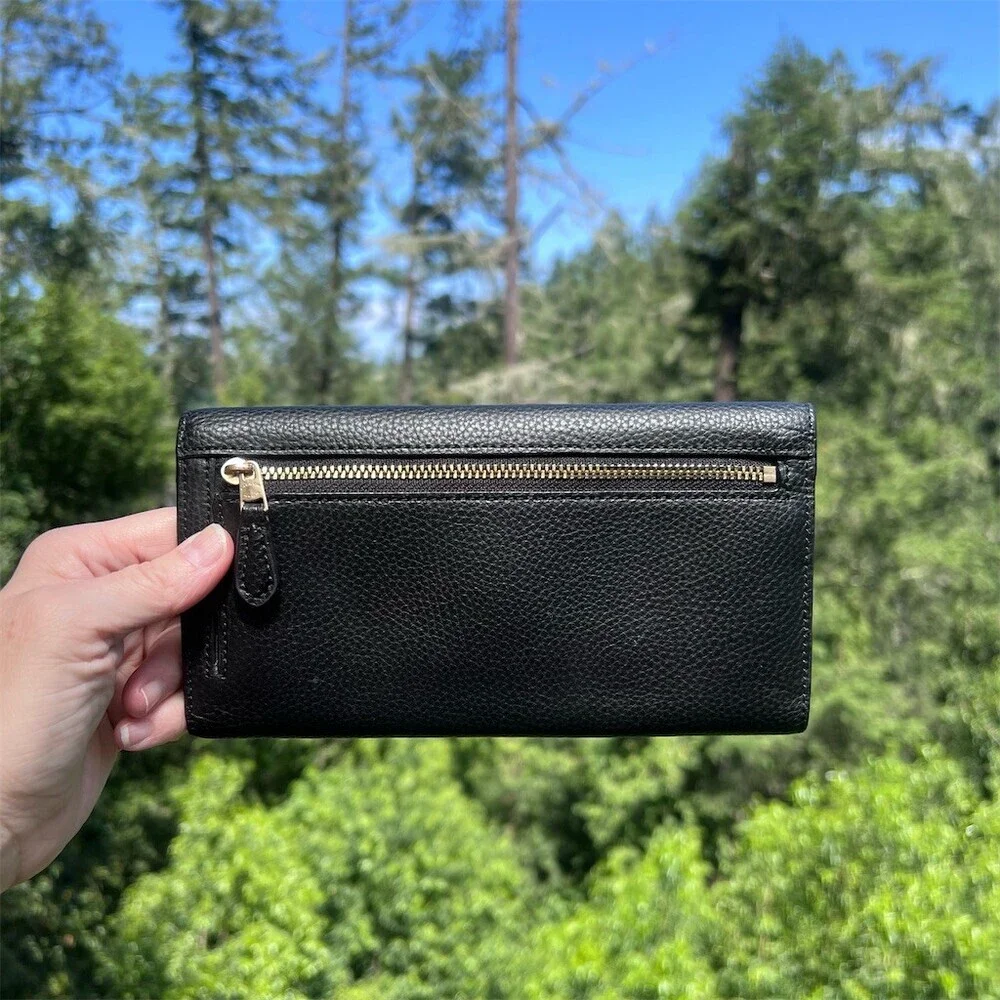 Coach color black