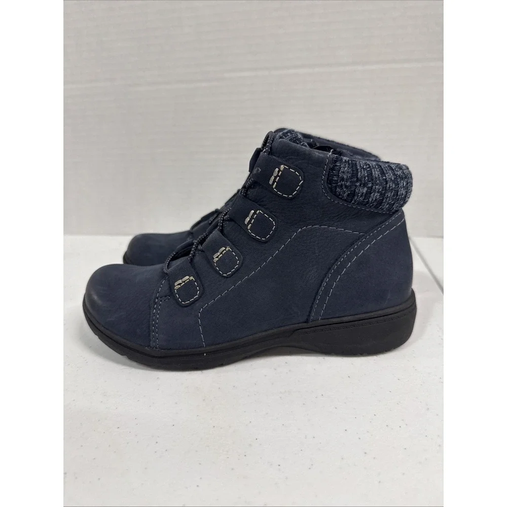 Clarks Carleigh Jade Womens Navy Leather Zip Up Ankle Boots Booties Sz 6.5