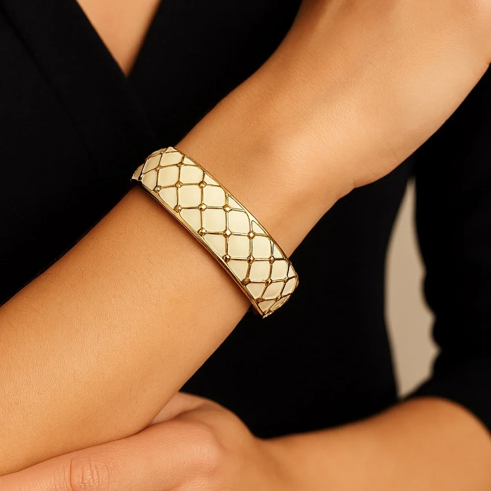 Kate Spade New York Cream and Gold Tone Lattice Bangle Bracelet, NWOT, Designer