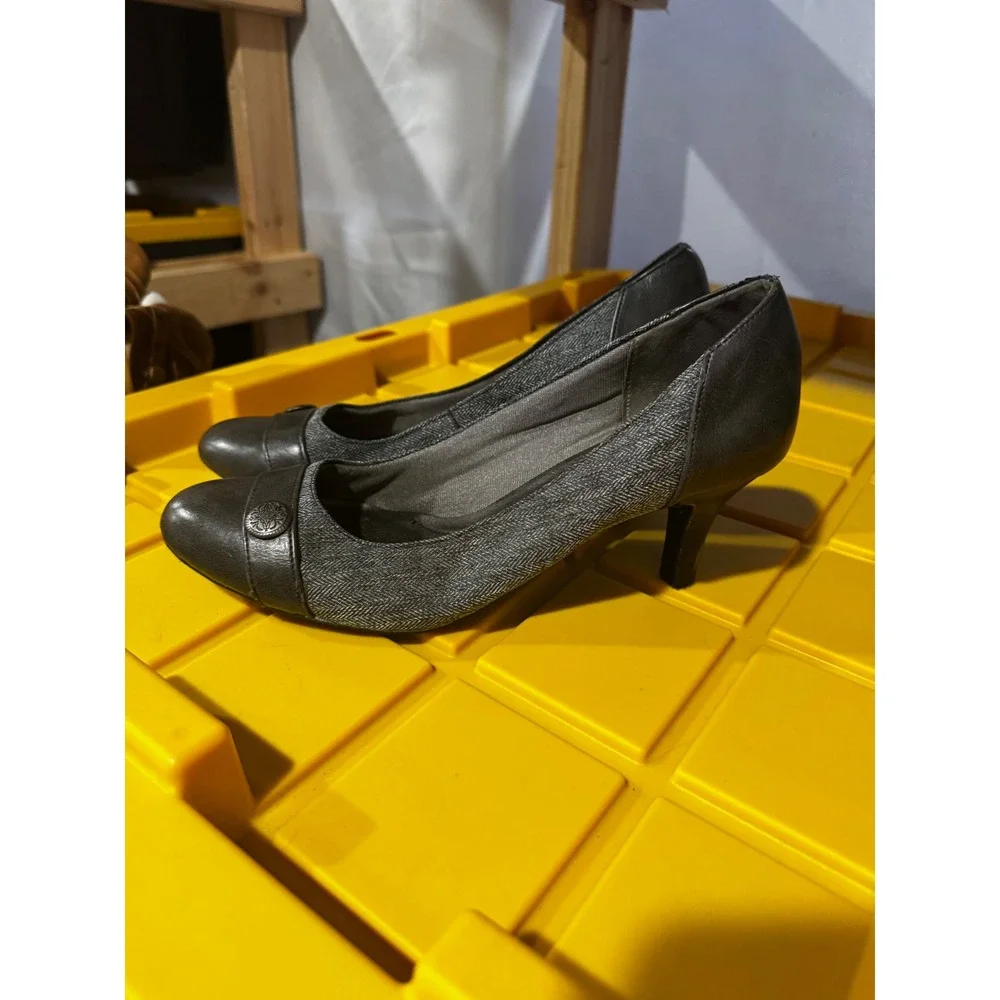 LifeStride Soft System Grey Herringbone Kitten Heel Pumps Button Detail Size 8M