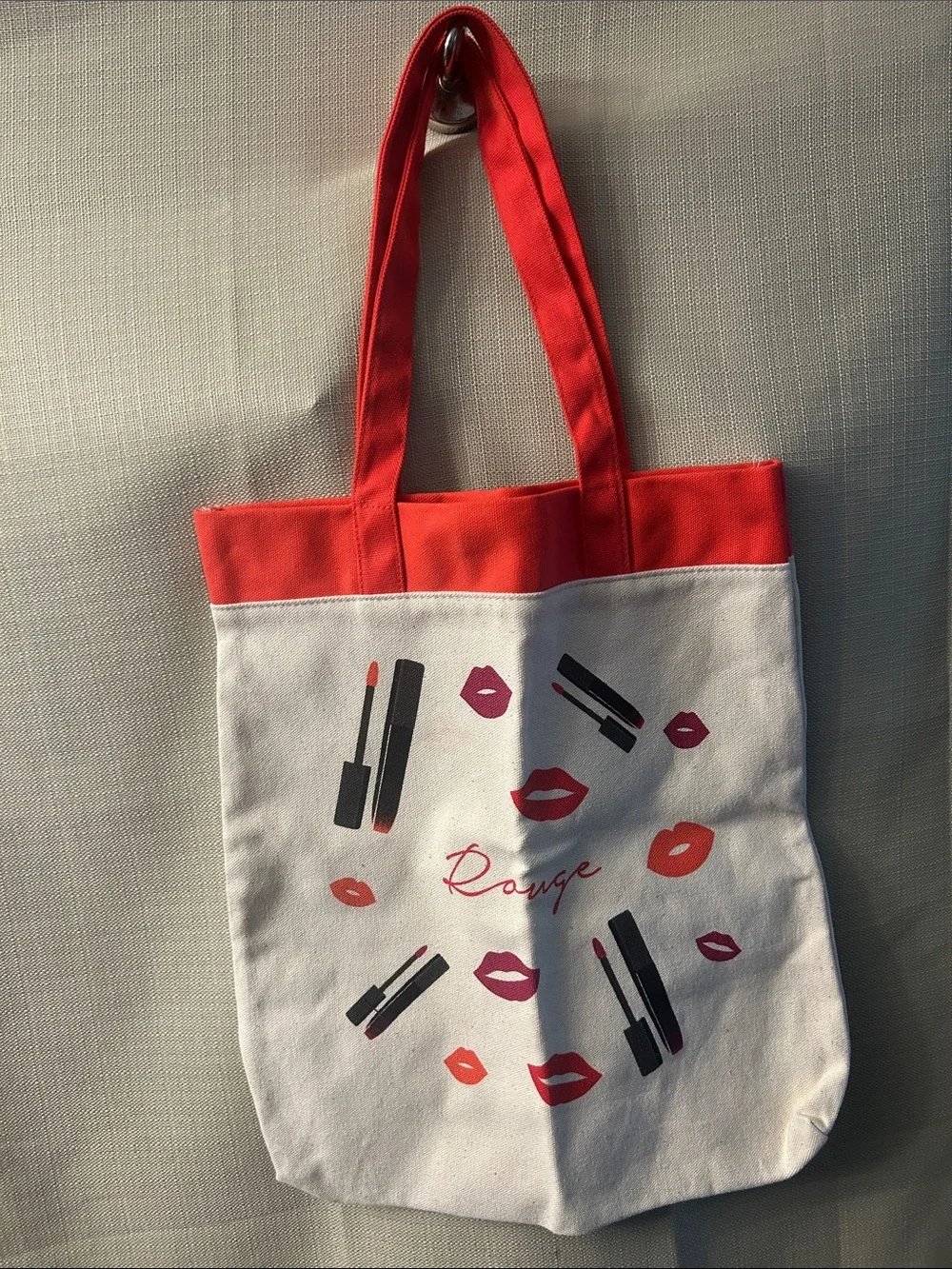 Lancôme Paris ,Rouge Lipstick Kisses Bag