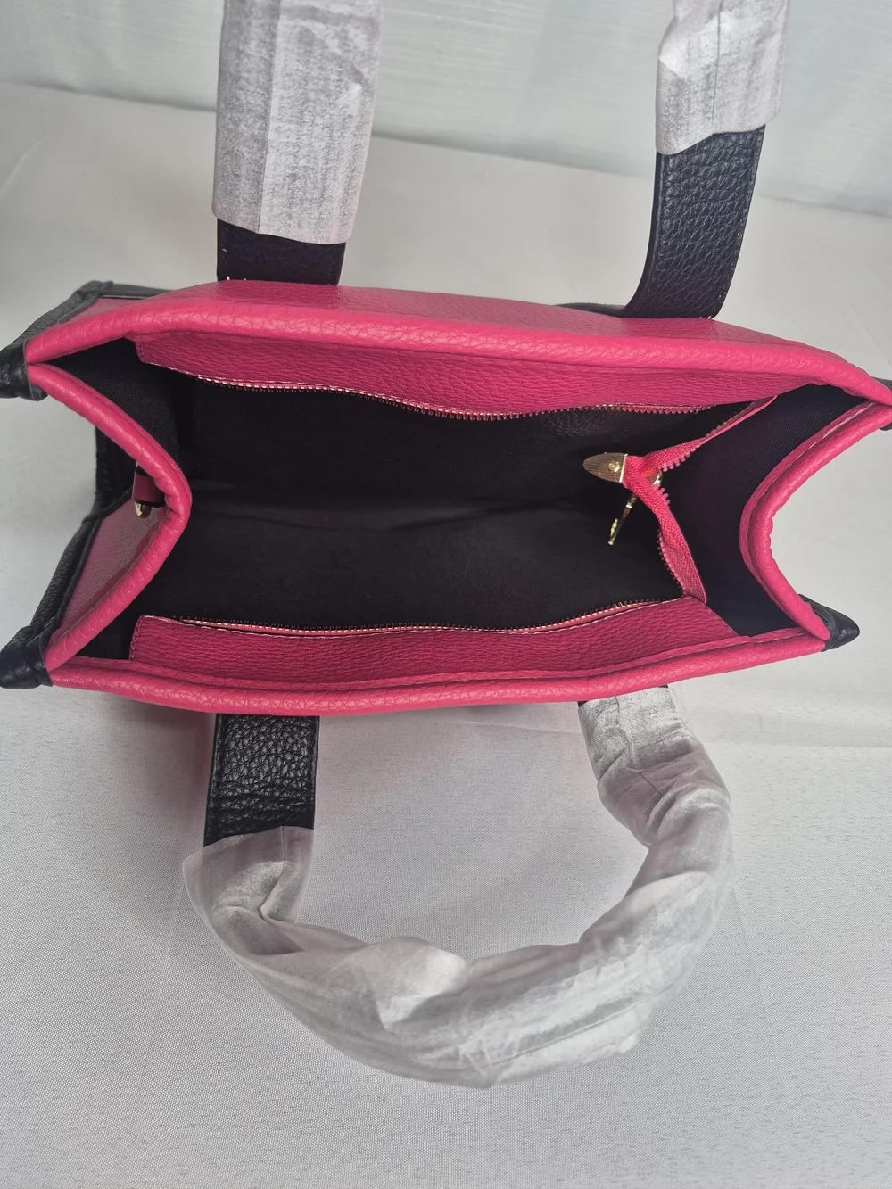 Fashion Pink and Black Women’s Structured Tote Bag NWOT