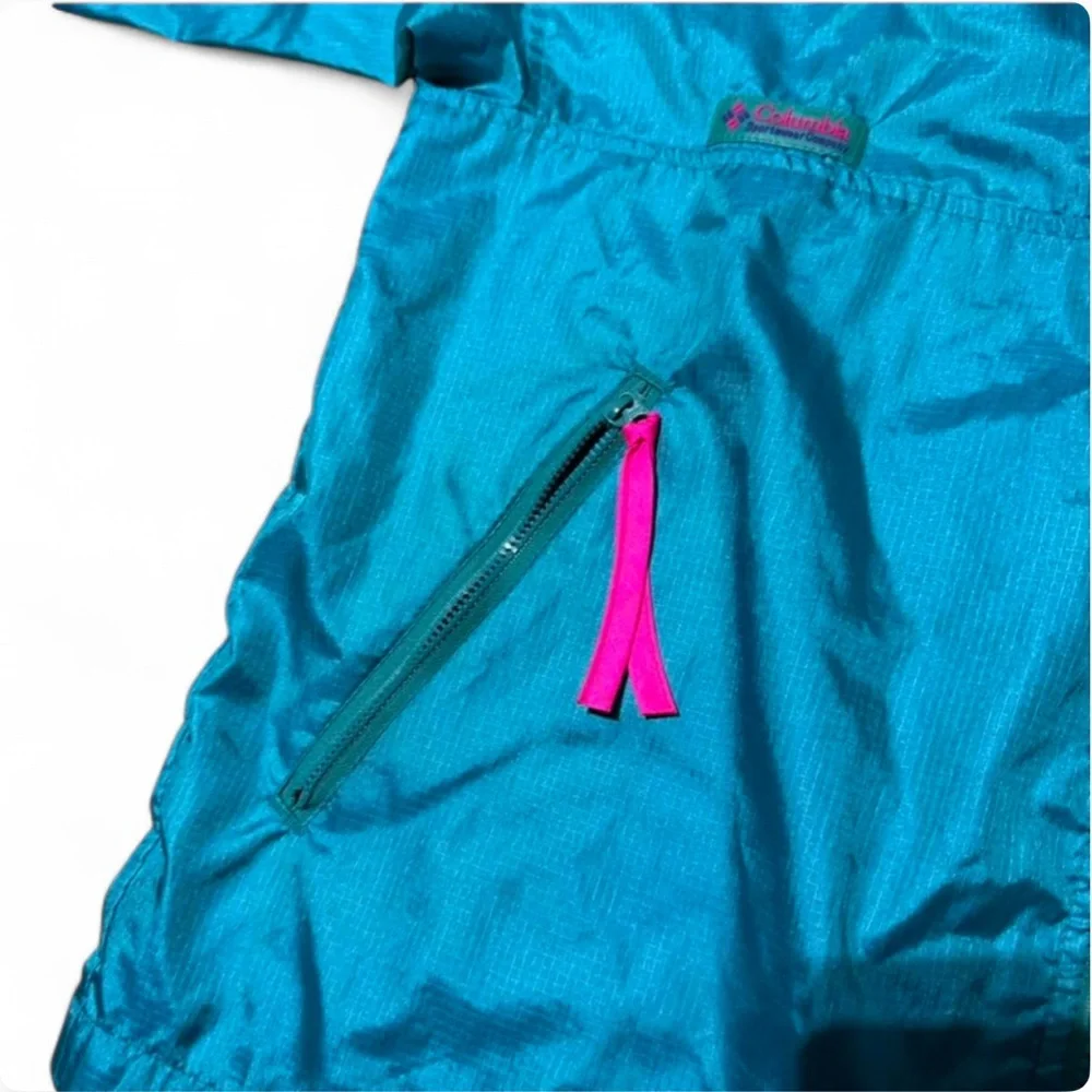Columbia bright sleeves