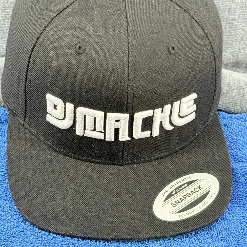 Yupoong classics snapback