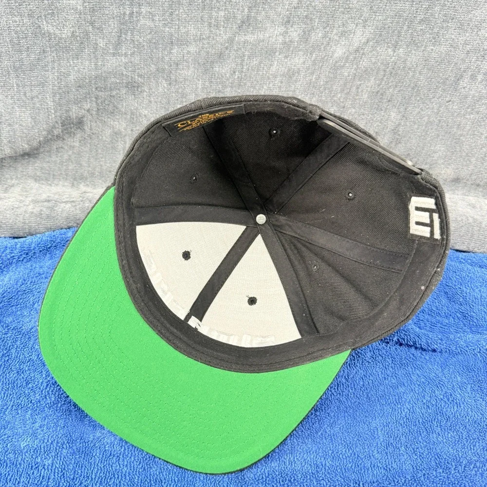 Yupoong classics snapback