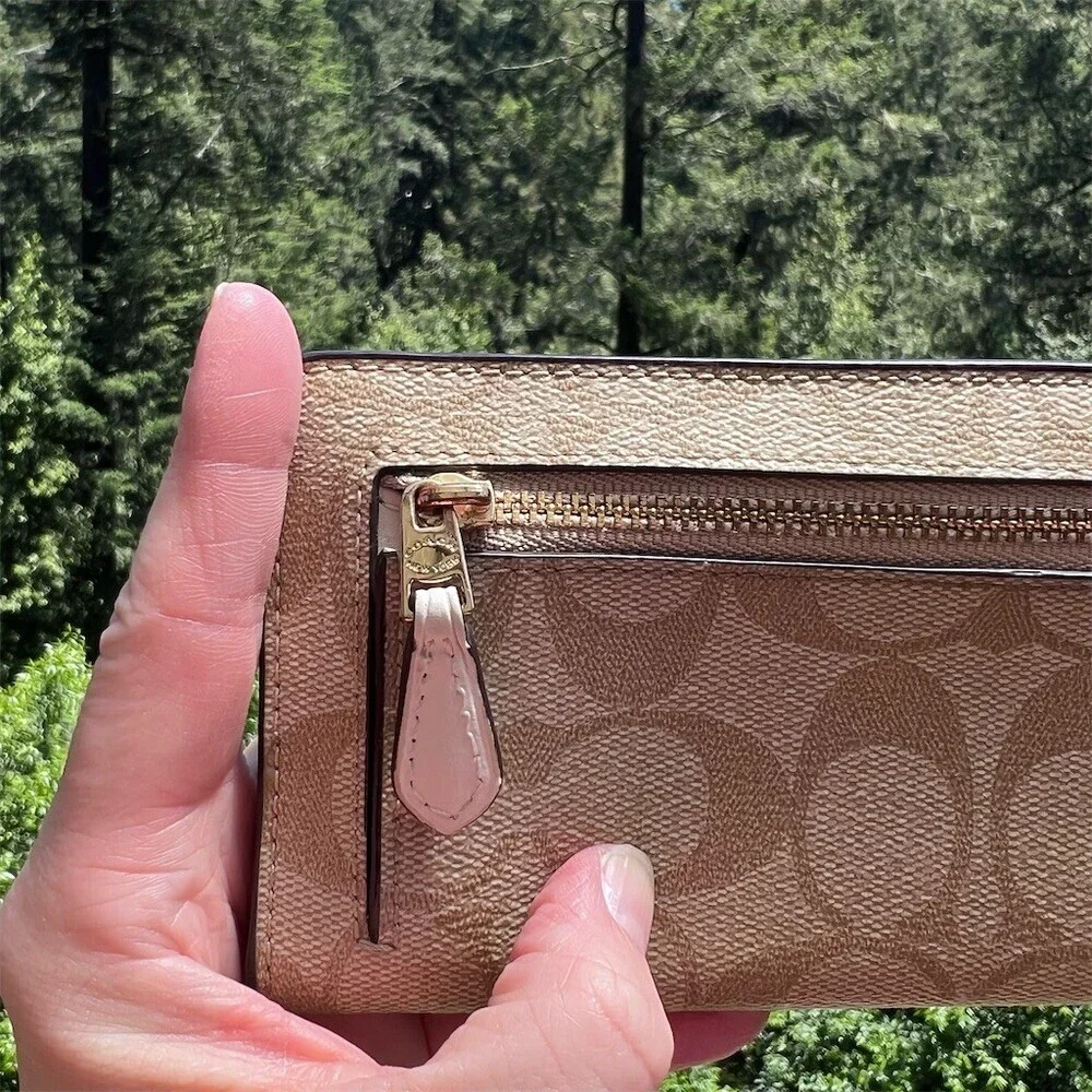 COACH Bifold Wallet Signature Canvas Khaki with Gold Hardware AUTHENTIC