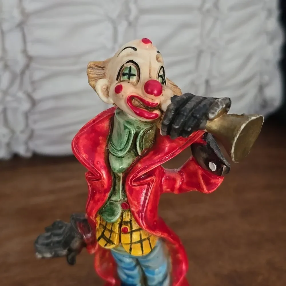 N/A resin figurine
