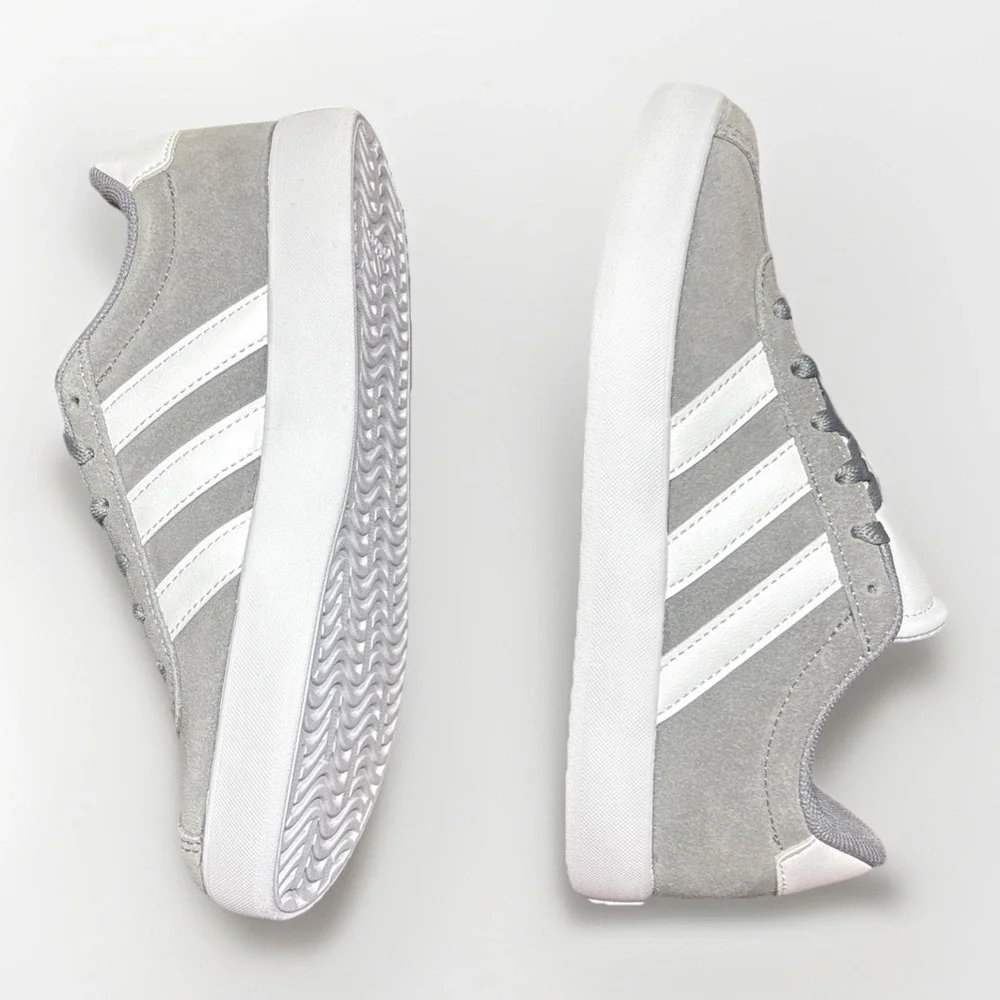 Adidas VL Court 3.0 Shoes  Kids Size 2-Grey Cloud White‎  Sneakers