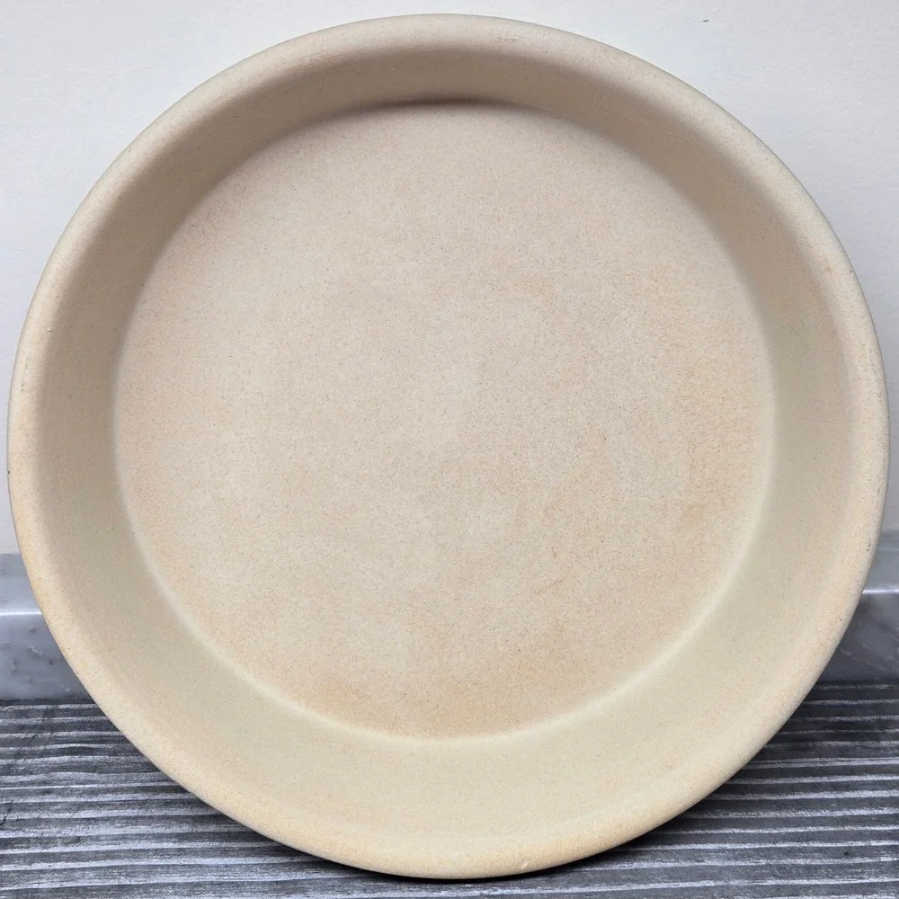 Pampered Chef 8 inch Deep Dish Natural Stoneware Pie Plate Family‎ Heritage USA