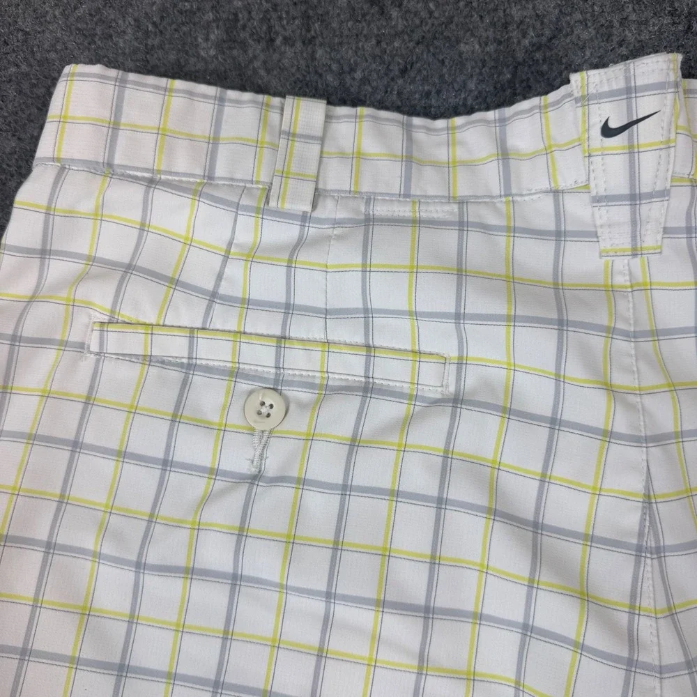 Nike golf shorts