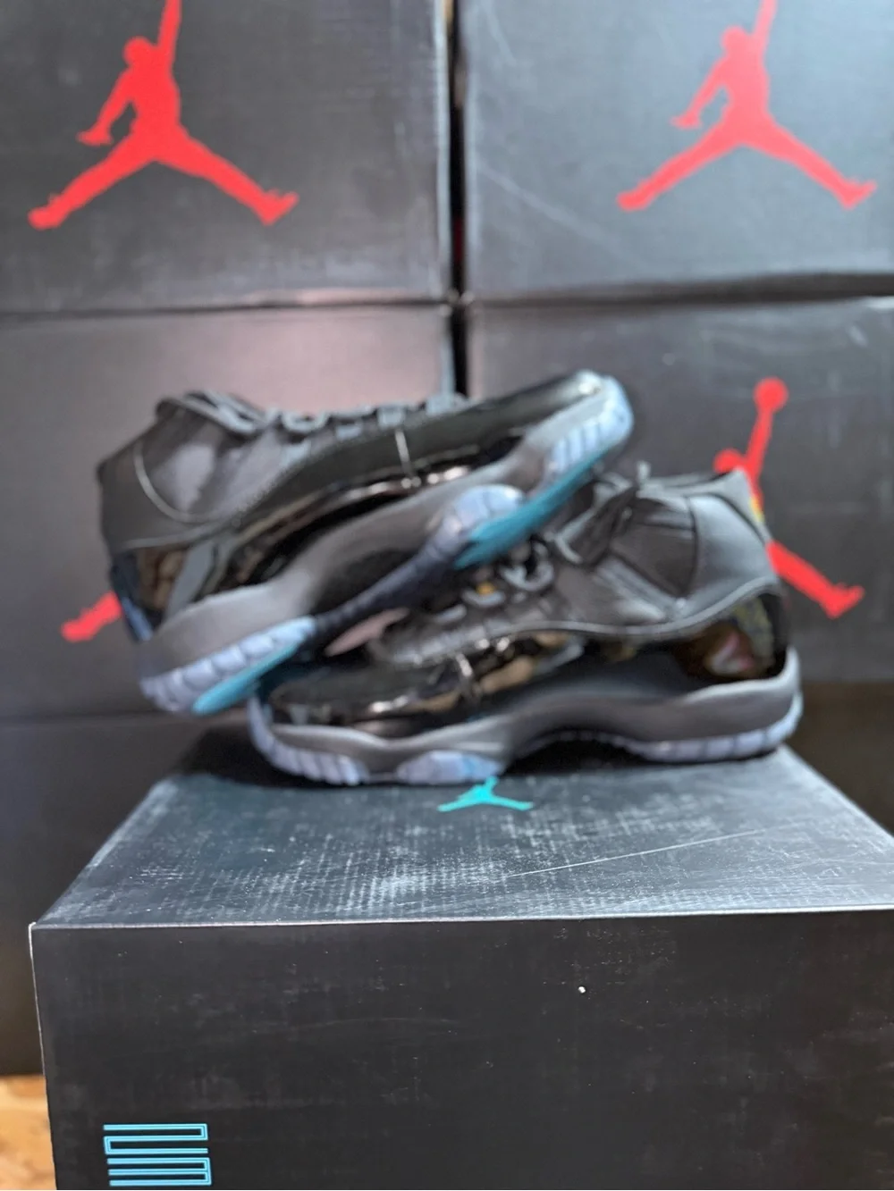 Jordan sleek low