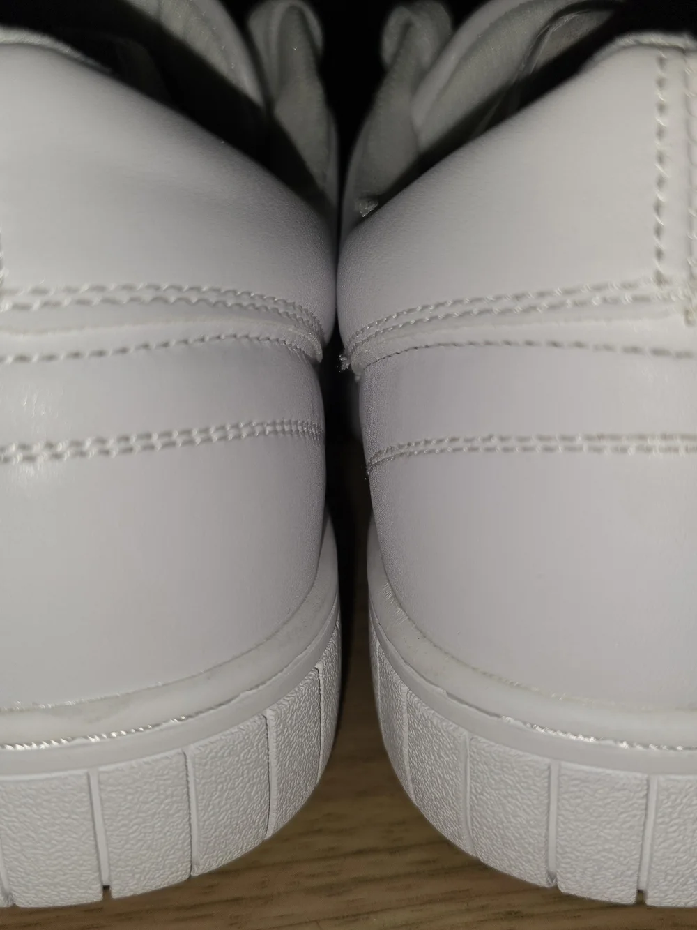 Airwalk white sneaker