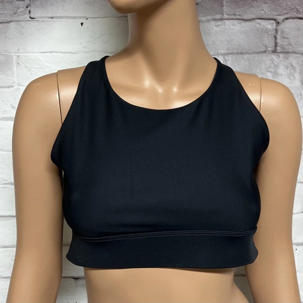Fabletics provided wicking