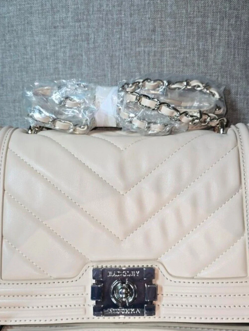 Badgley Mischka bm 4148