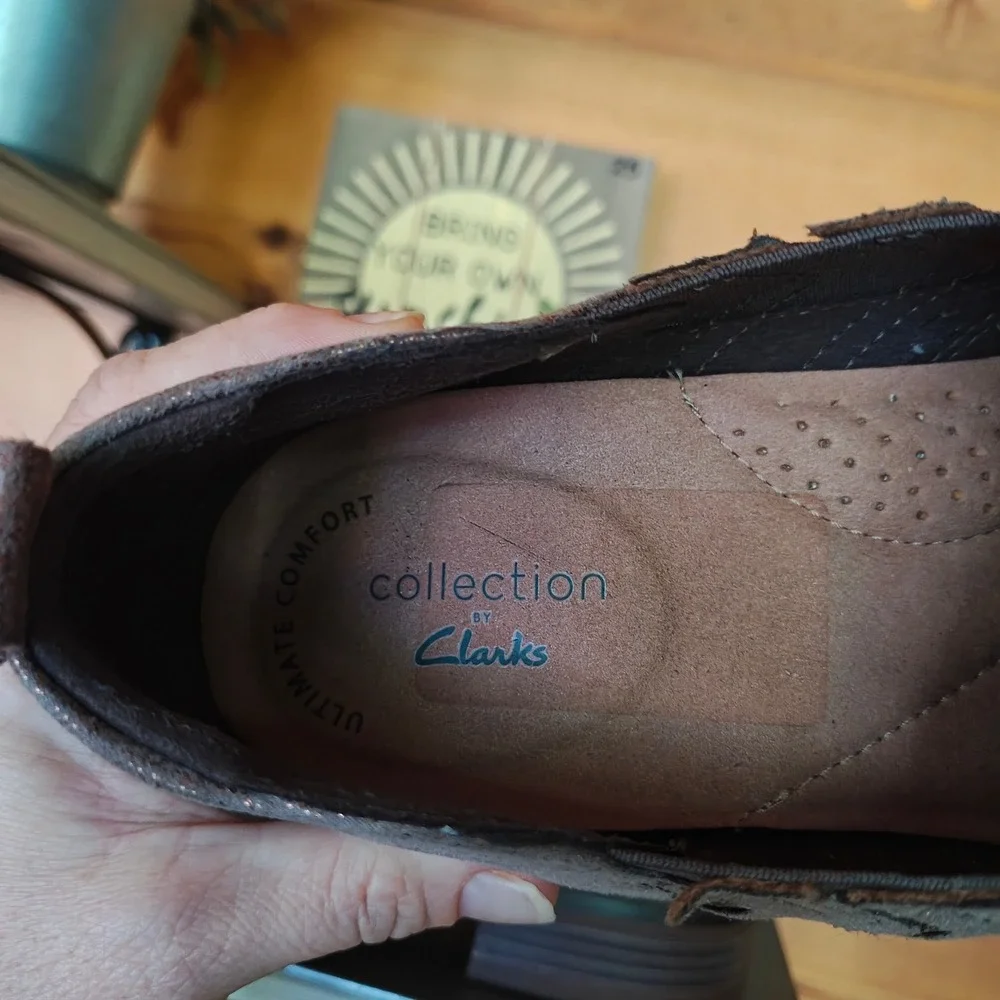Clarks Ultimate Comfort Trish Bel Gun Metal Metallic Heel Loafer Shootie Sz 8.5M