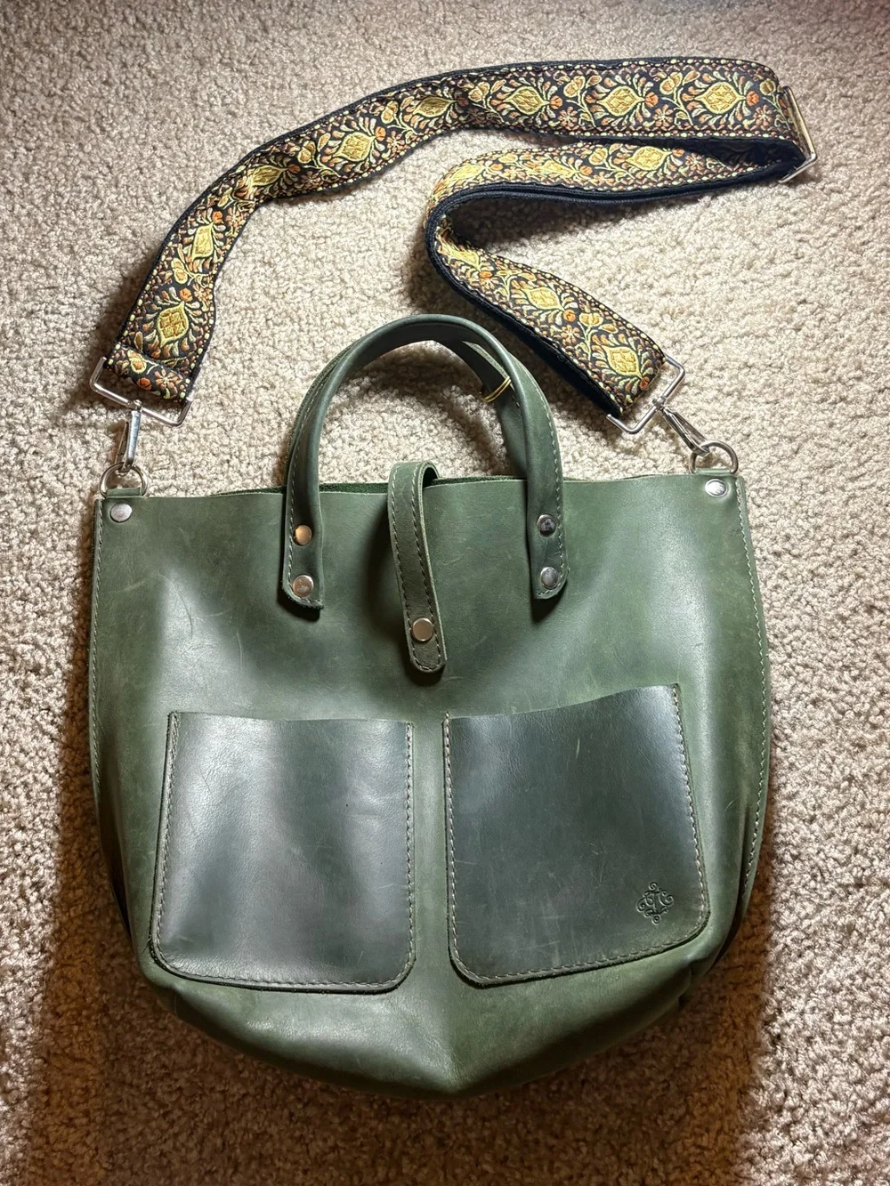 N/A green leather