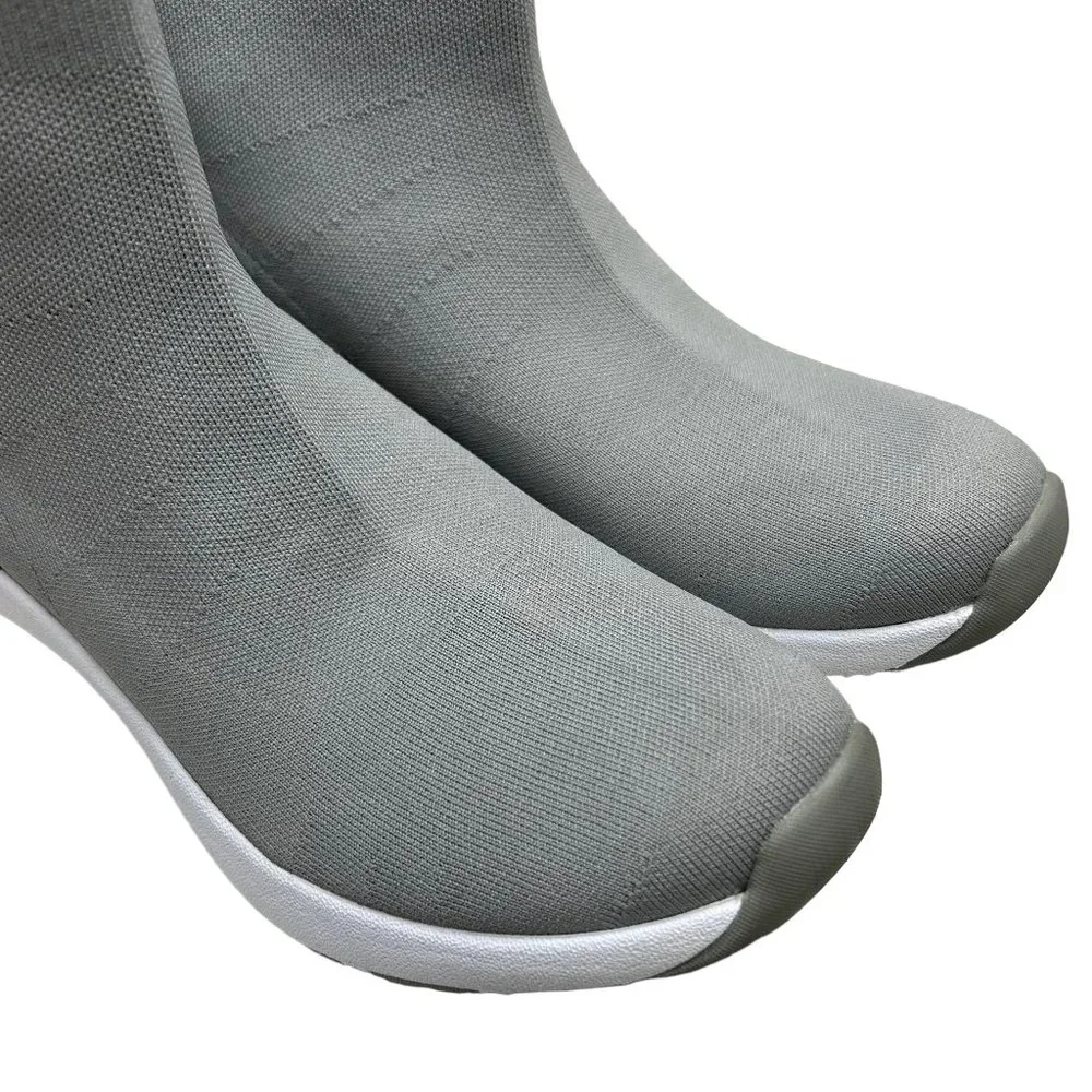 Alegria women size