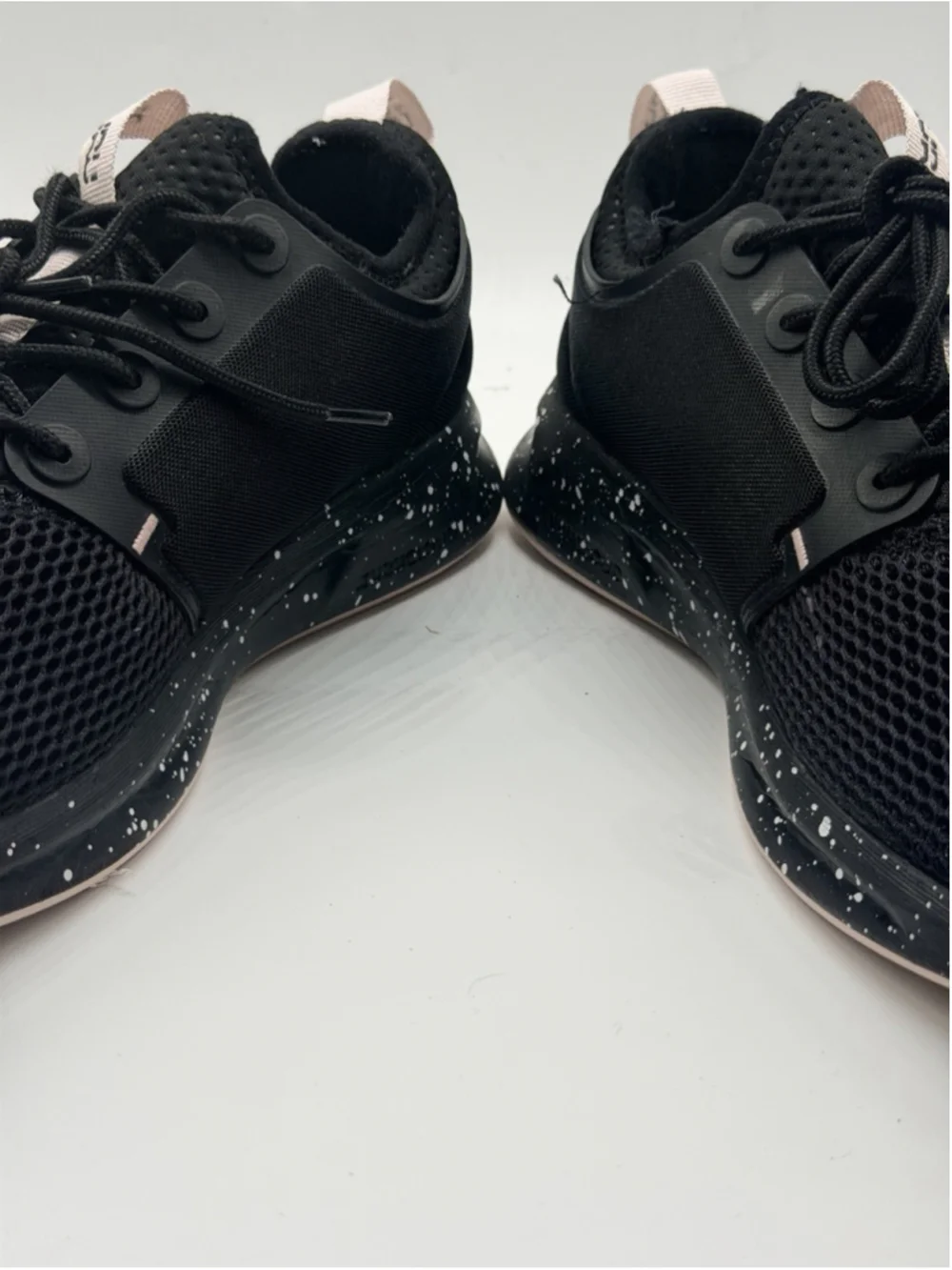 KURU Atom Athletic $160 Women's Sneakers Shoes Size 8 M Mesh Speckled Black