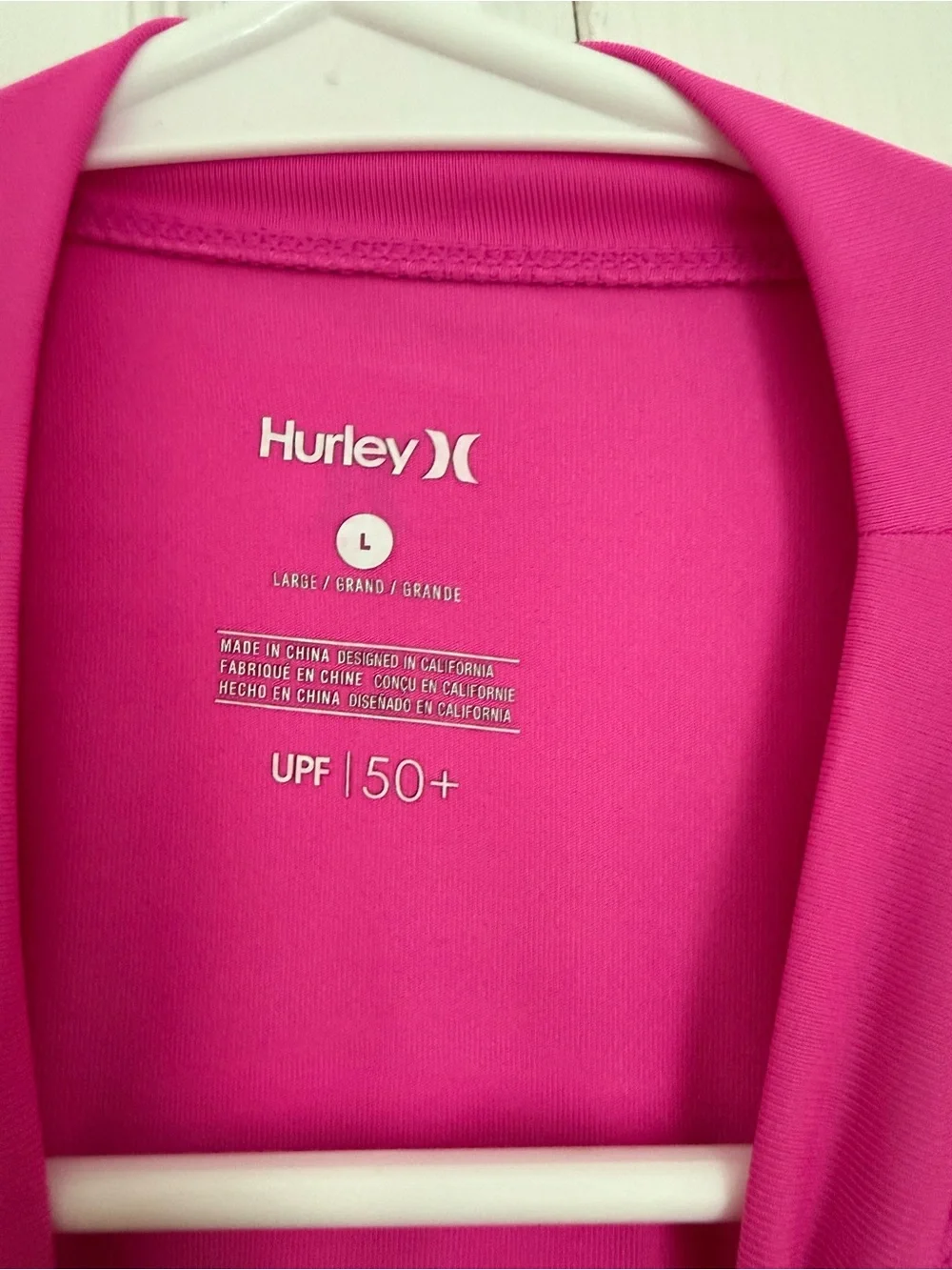 Hurley vibrant pink
