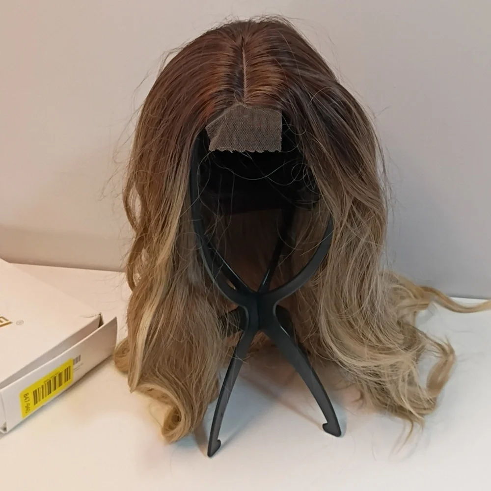 Long Ombre‎ Blonde Wigs for Women 26 inch Long Wavy Middle Part Wig Ombre Blonde