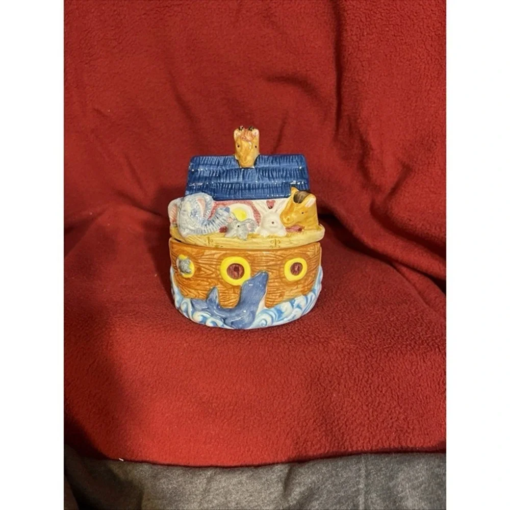 Noah's Ark Ceramic Sugar & Creamer and Cookie Jar 3‎ Piece Set (2039)