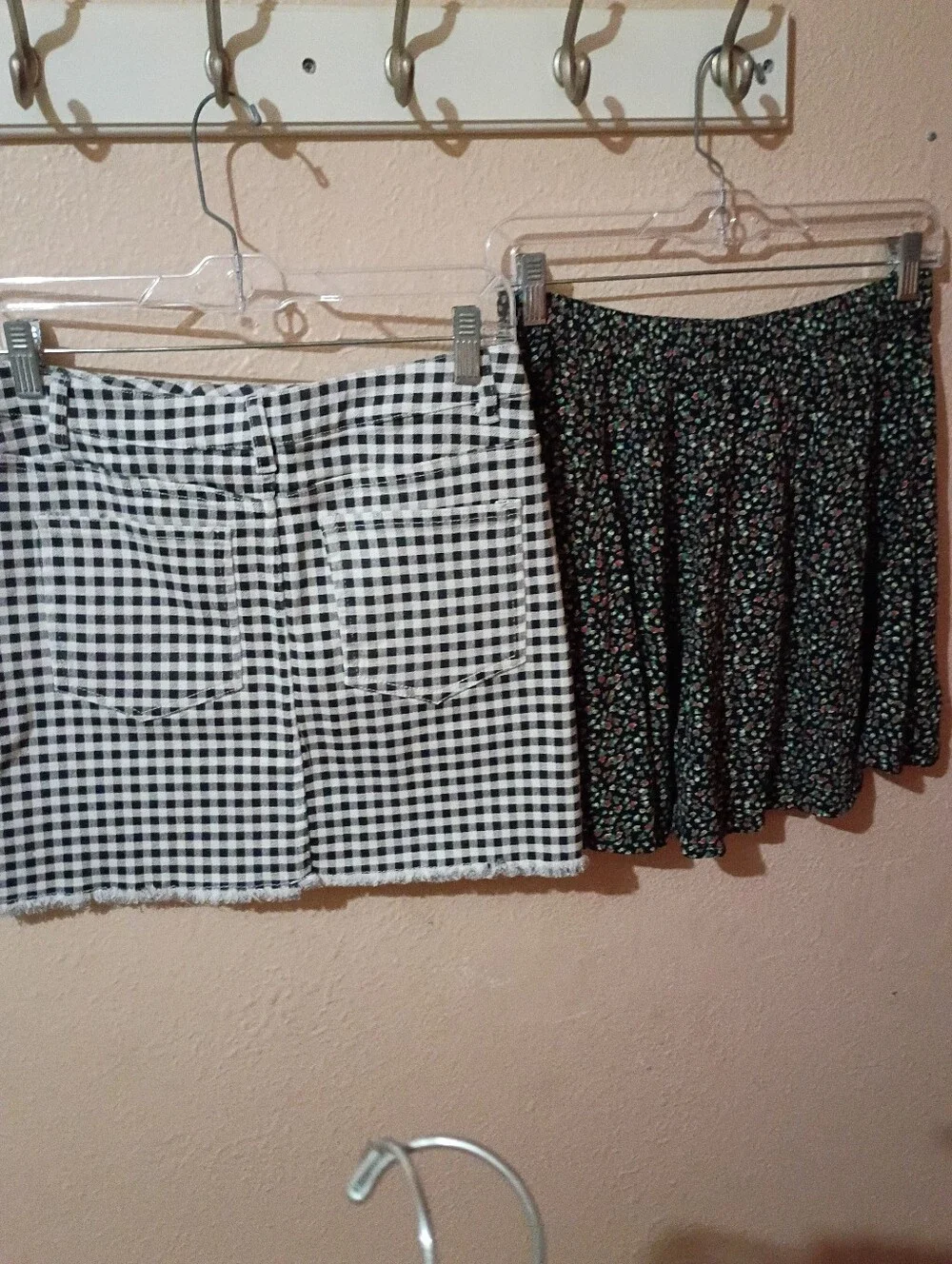 American Eagle Outfitters pac sun