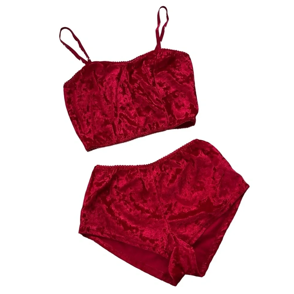 N/A luxuriously soft