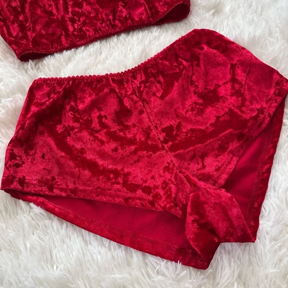 N/A luxuriously soft