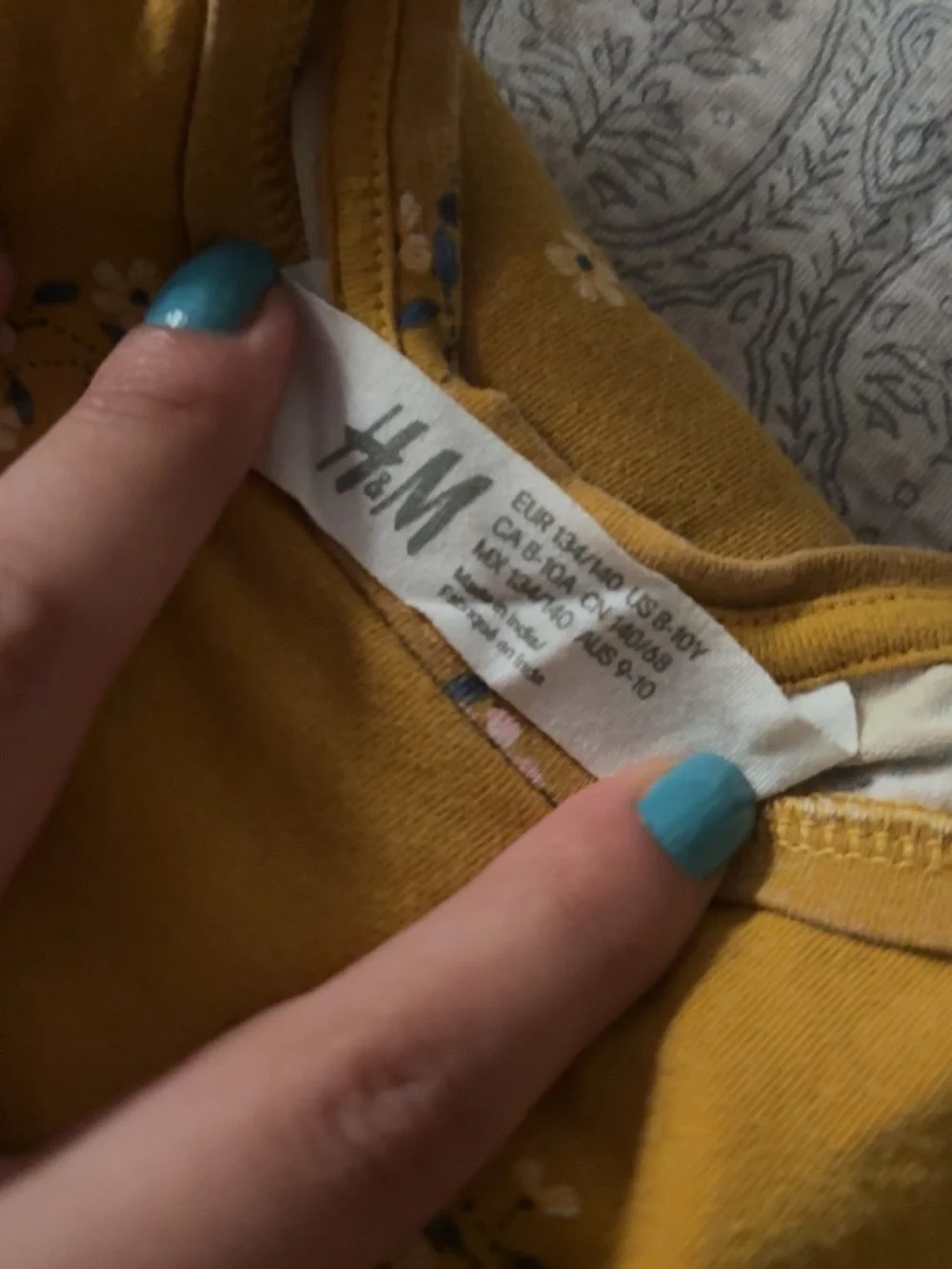 H&M Mustard Floral Crewneck Top